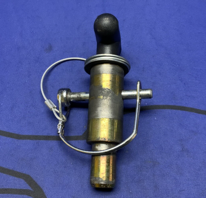 Pitbull Restraint Right Pin ER ZX-R6 2005-2014 F0075E-000