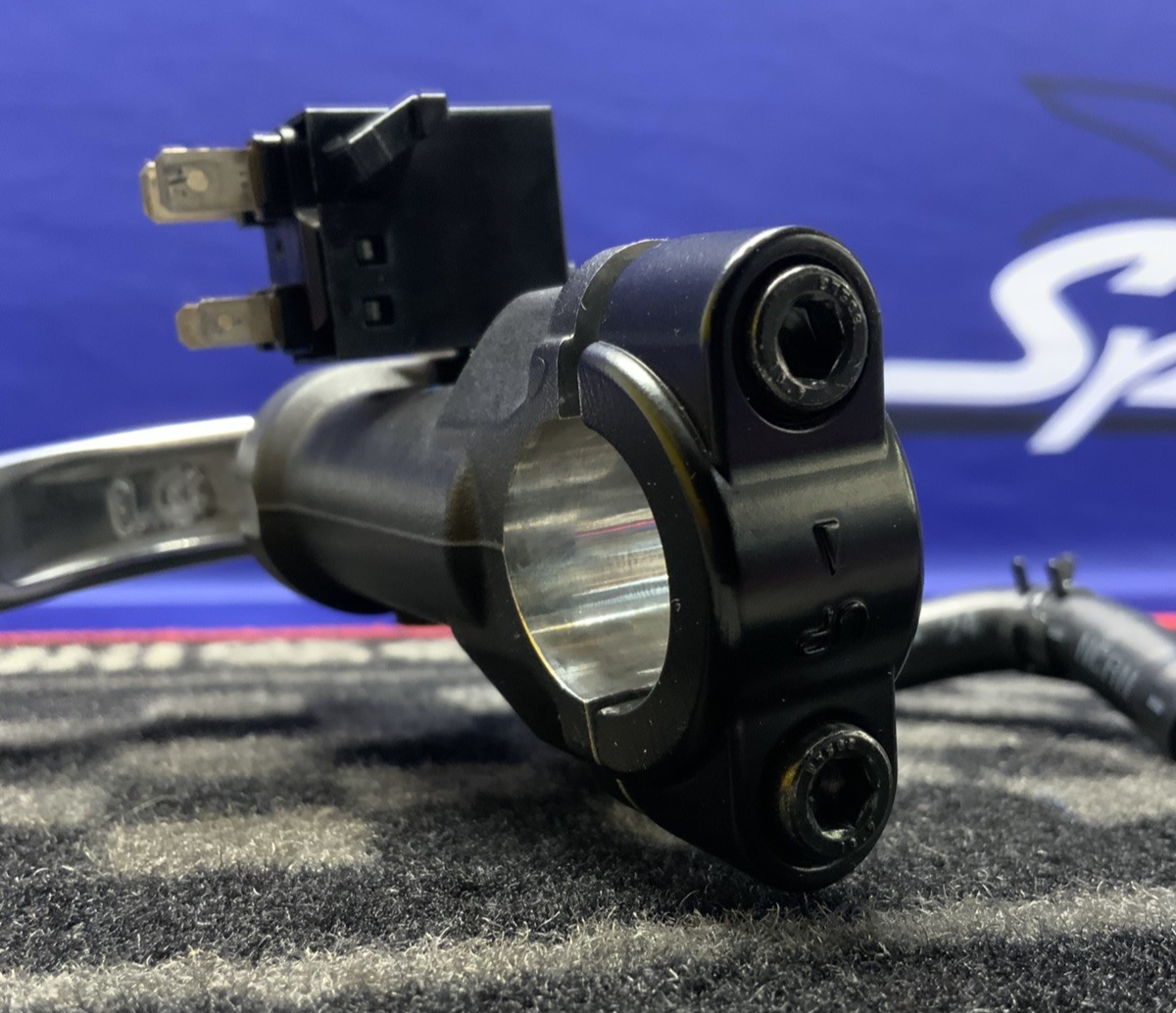 Yamaha Front Brake Master Cylinder YZF-R9 2025 OEM BKN-2583T-00-00