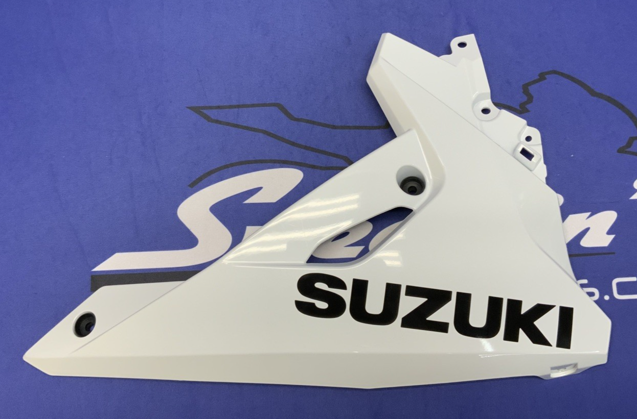 Suzuki Right Lower Fairing (Pearl Tech White) GSX-8R 2026 OEM 94470-25L20-QU2