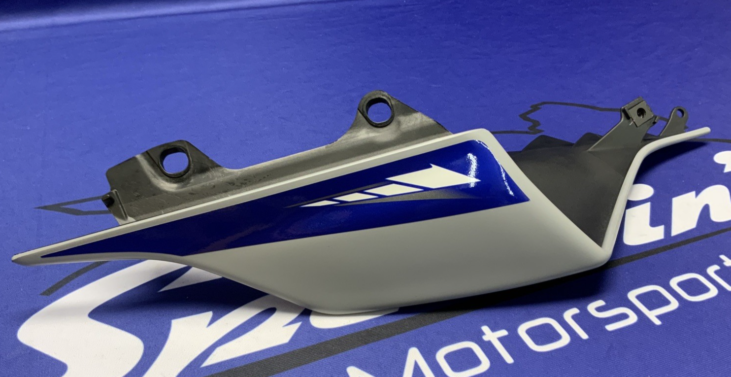 Yamaha Right Tail Fairing (Gray & Blue) YZF-R6 2017-2024 OEM BN6-W2172-50-P5