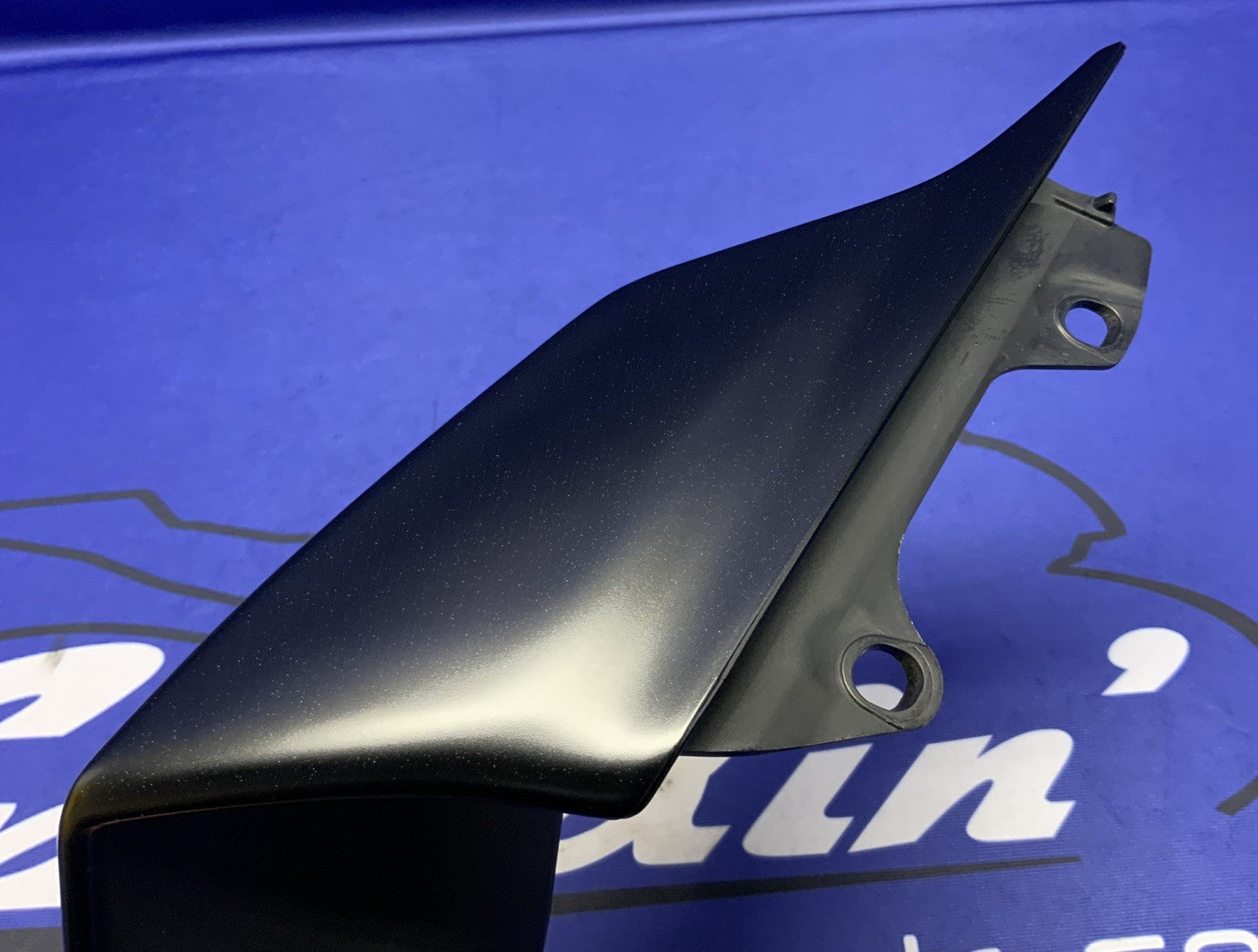 Yamaha Right Tail Fairing YZF-R6 2017-2026 OEM BN6-21721-00-P1-3