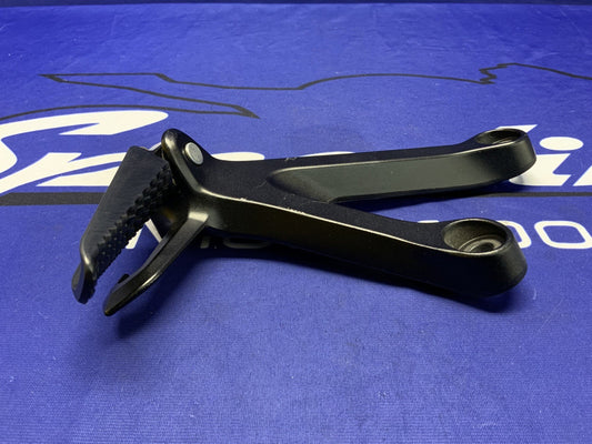Suzuki Left Passenger Footrest Assembly GSX-R1000 2017-2023 OEM 43700-17K20