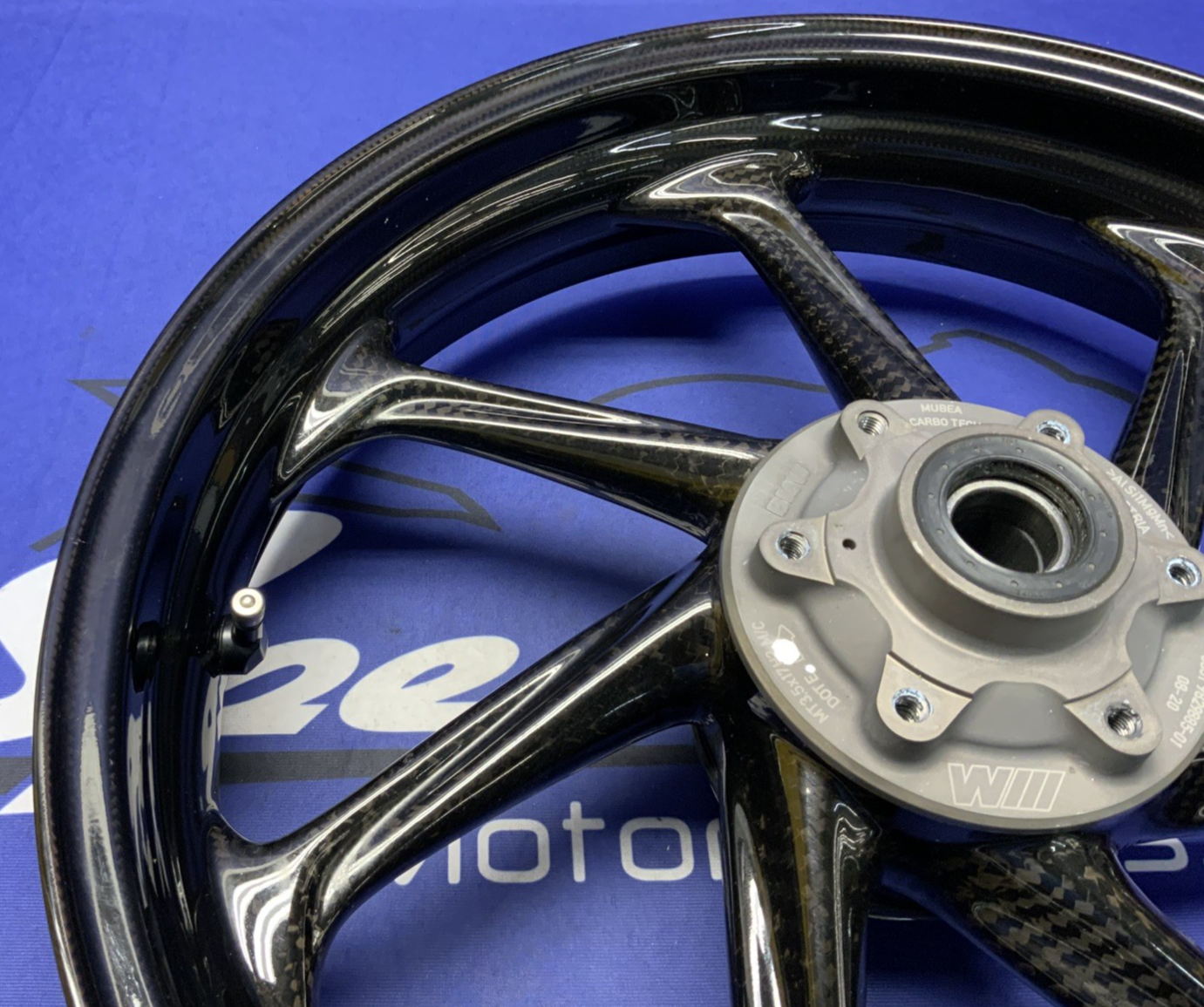 BMW Front Carbon Wheel M1000RR 2021-2023, S1000RR 2019-2022 OEM 36317925438