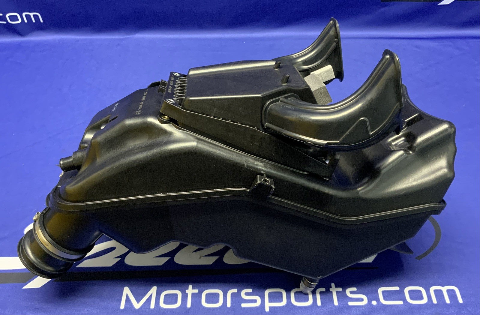 Suzuki Air Box Assembly GSX-8R/S 2023-2026 OEM 13700-25L00