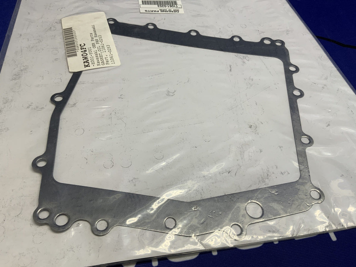 Kawaswaki Oil Pan Gasket Ninja ZX-6R 07-25 OEM 11061-0253