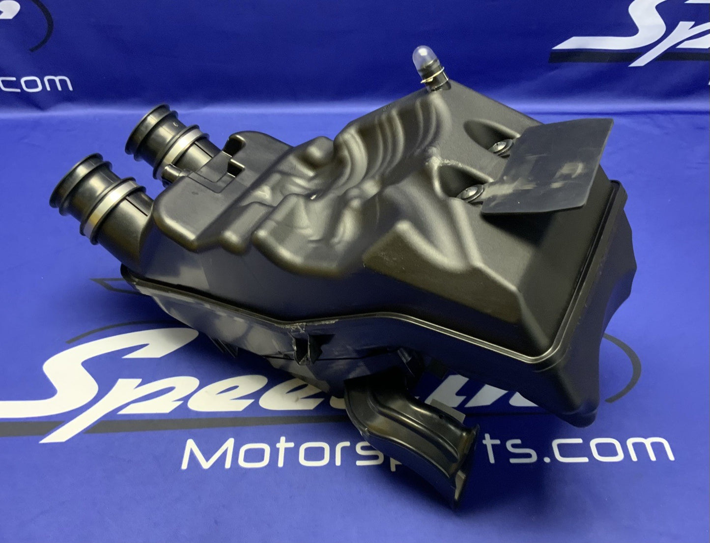 Suzuki Air Box Assembly GSX-8R/S 2023-2026 OEM 13700-25L00-1