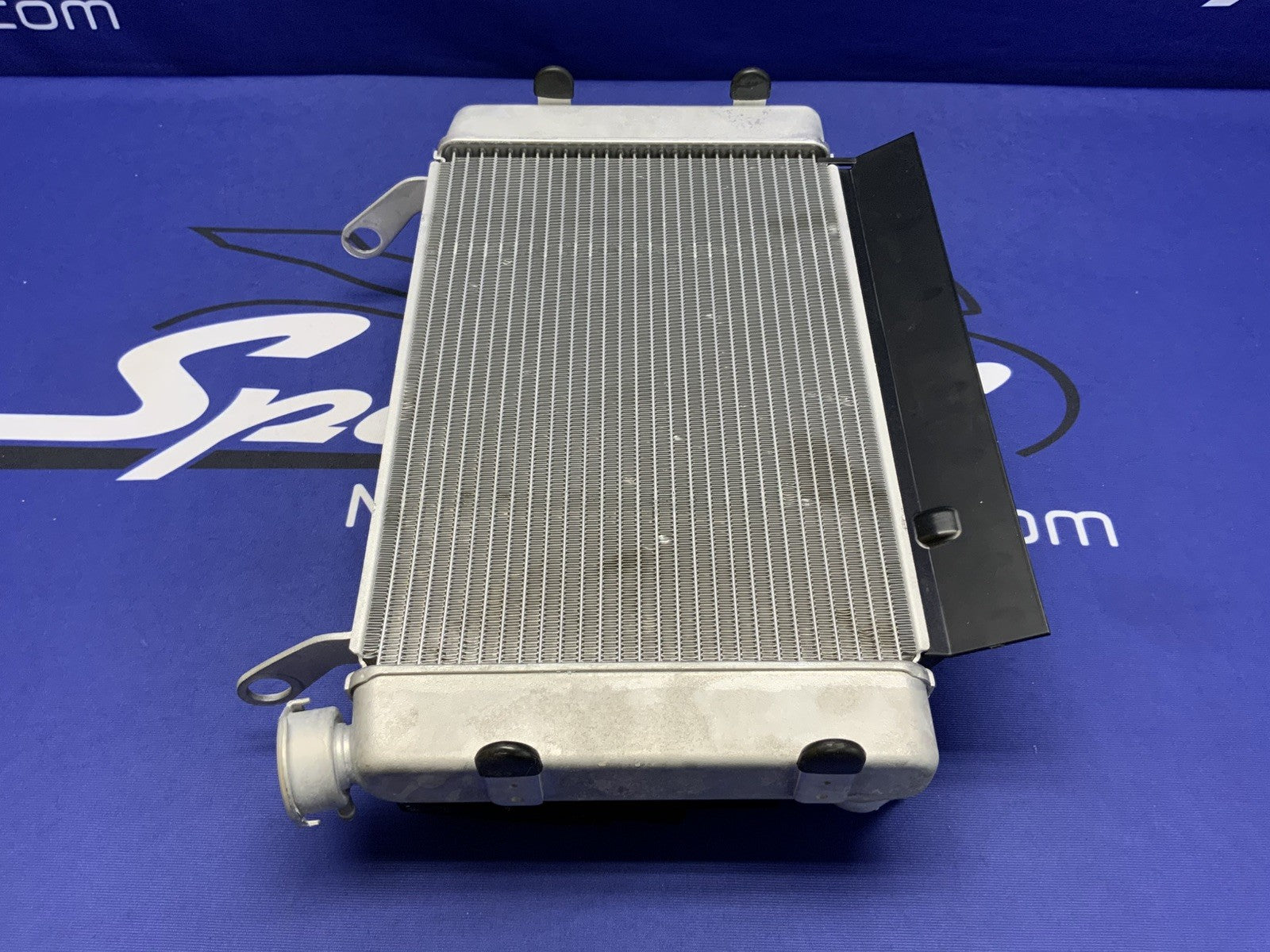 Suzuki Radiator Assembly W/Fan GSX-8R 2023-2026 OEM 17700-25L10-1