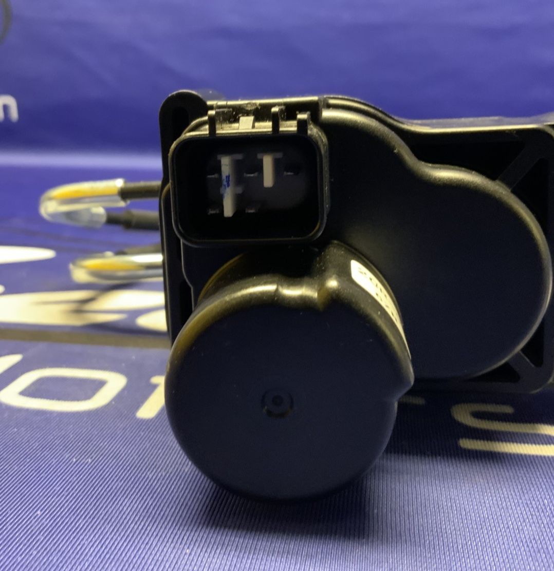 Yamaha Servo Motor YZF-R6 2017-2024 OEM 2CR-85820-00-00