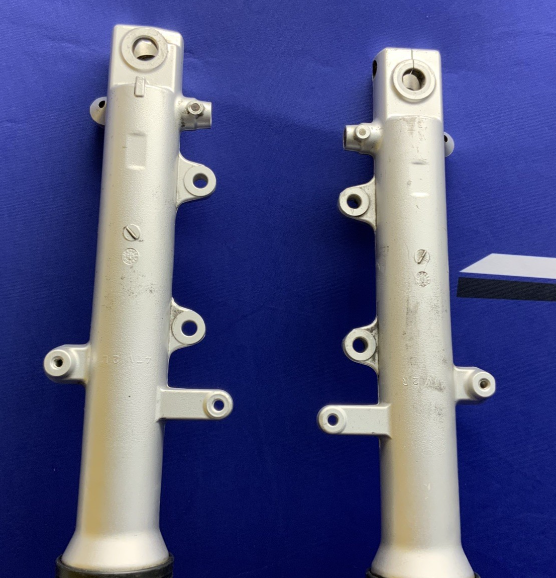 Yamaha Front Fork Assembly LH/RH YZF600R 1996-2007 OEM 4TV-23102-02-00