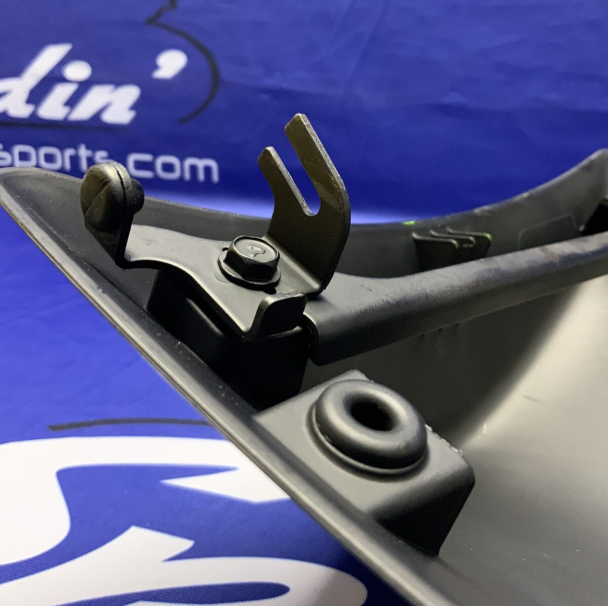 Kawasaki Seat Cover (Painted) ZX-6R/RR 2003-2004 OEM 53065-1054-7F