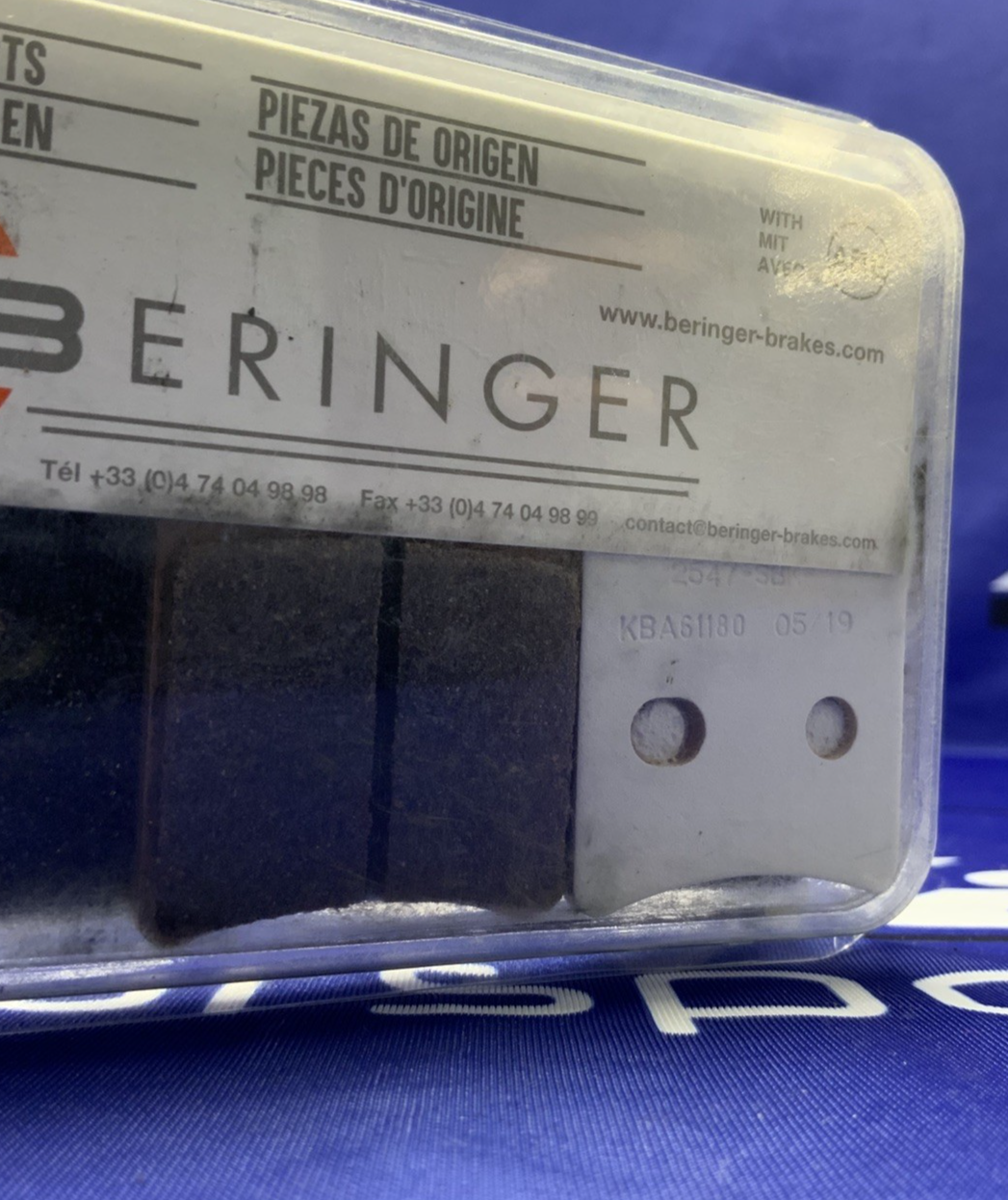 Beringer 2D1 2-Piston Rear Caliper Brake Pad Pair 2547S