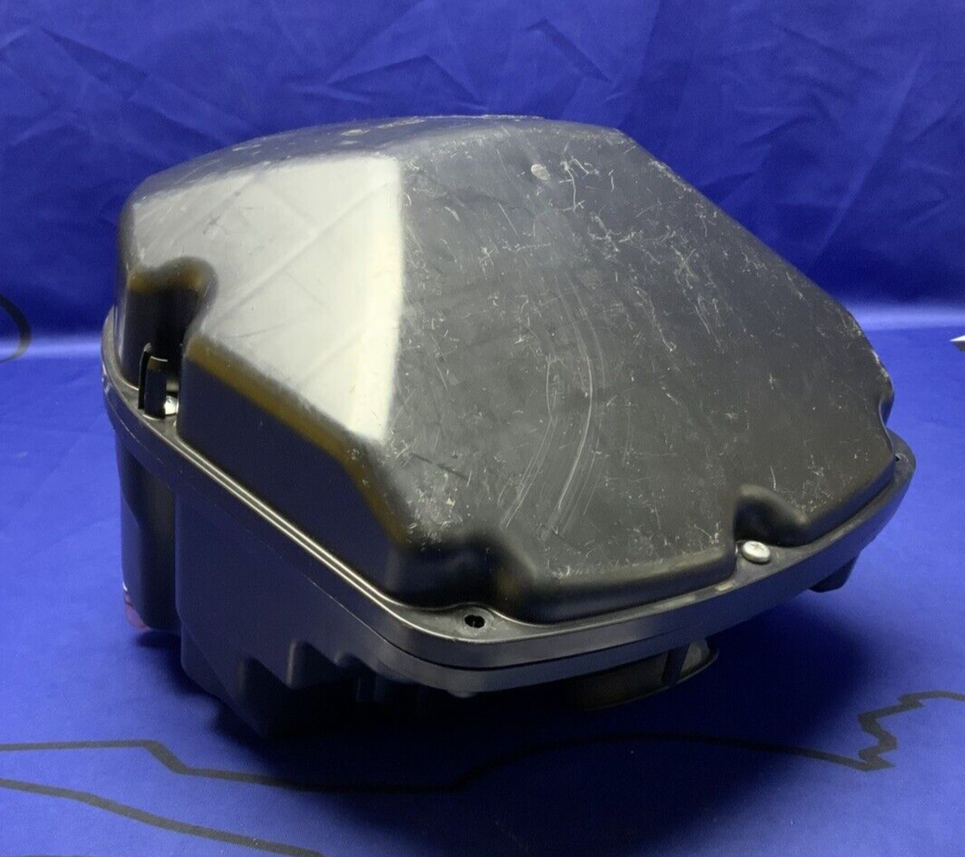 Suzuki Air Box W/ Filter SV650 2017-2023 OEM 13700-18K01