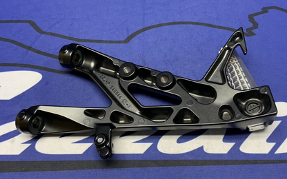 Suzuki Passenger Foot Rest Set GSX-8R/S 2023-2025 OEM 43821-25L00, 43811-25L00