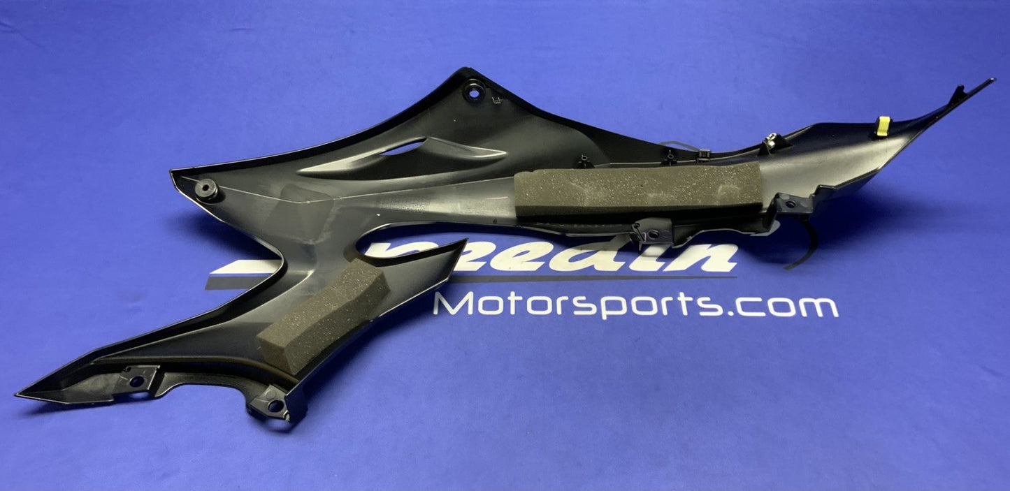 Yamaha Left Upper Fairing (Raven Black) YZF-R6 2017-2026 OEM BN6-2117V-00-P1-3