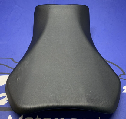 Suzuki Rider Seat GSXR 600/750 2011-2025 OEM 45100-14J11-DW2