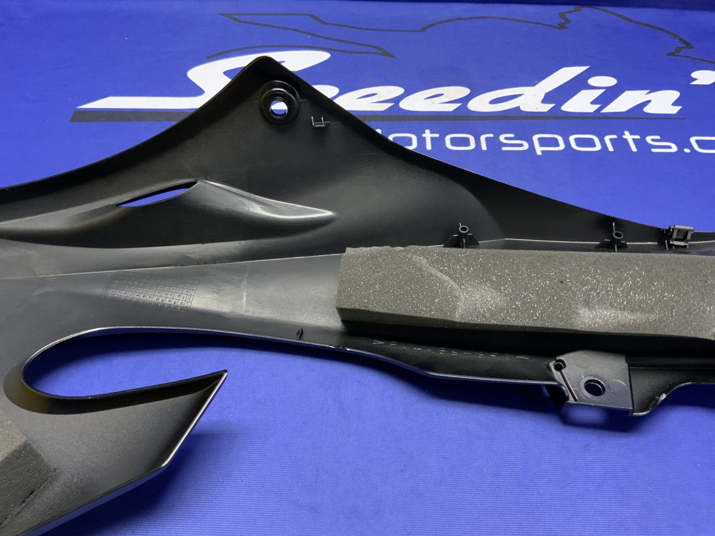 Yamaha Left Upper Fairing (Raven Black) YZF-R6 2023-2026 OEM BN6-2117V-00-P1-4