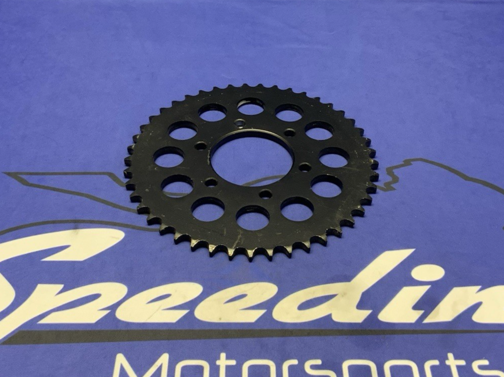 Suzuki Rear Wheel Drive Sprocket GT750 1972-1977 OEM 64511-31000