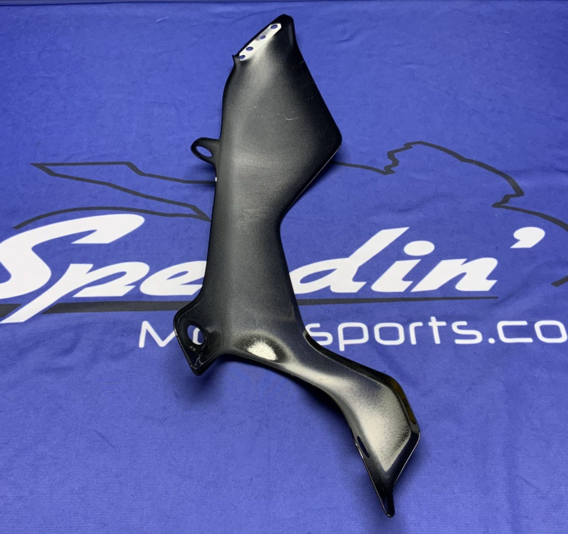 Yamaha Left Lower Fairing (Black) YZF-R7 2022-2025 OEM BEB-2834V-11-P5