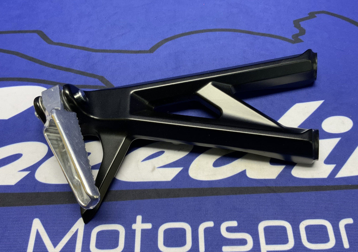 Suzuki Left Passenger Foot Rest GSX-8R/S 2023-2026 OEM 43821-25L00-1