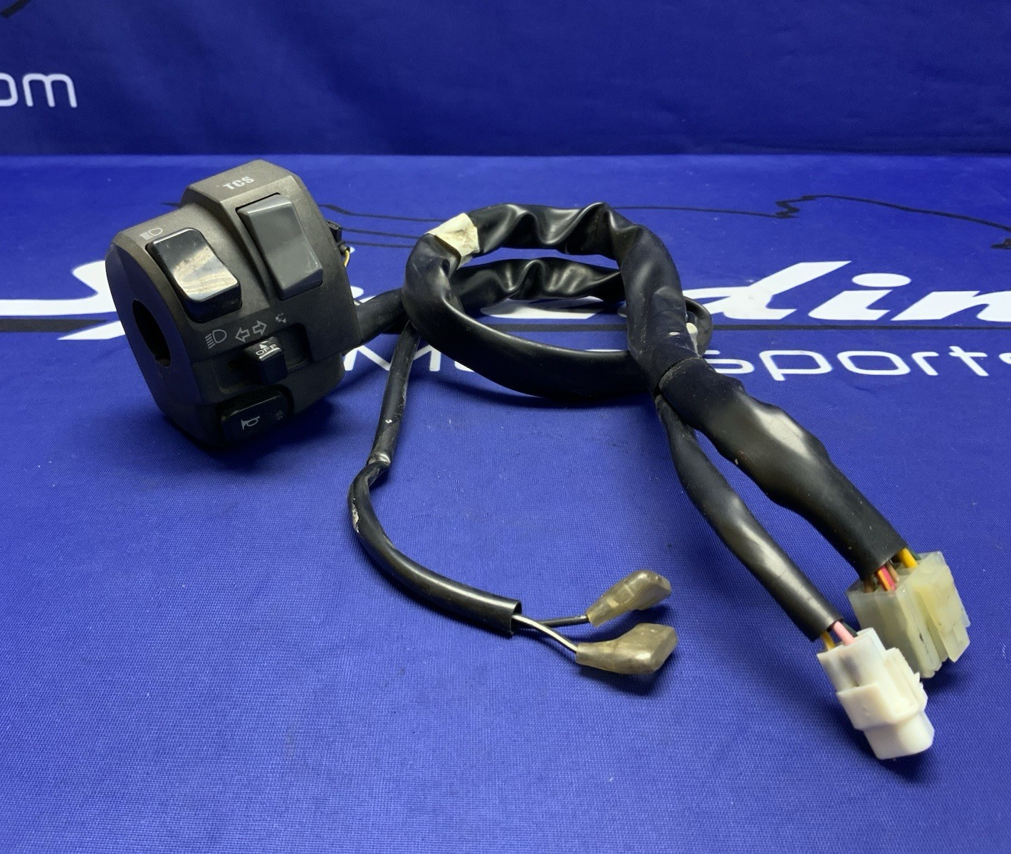 Yamaha Left Handle Bar Switch YZF-R1 OEM 1KB-83972-00-00