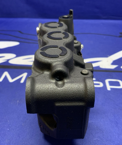 Yamaha Left Front Brake Caliper YZF-R1 2007-2014 OEM 4C8-2580T-10-00