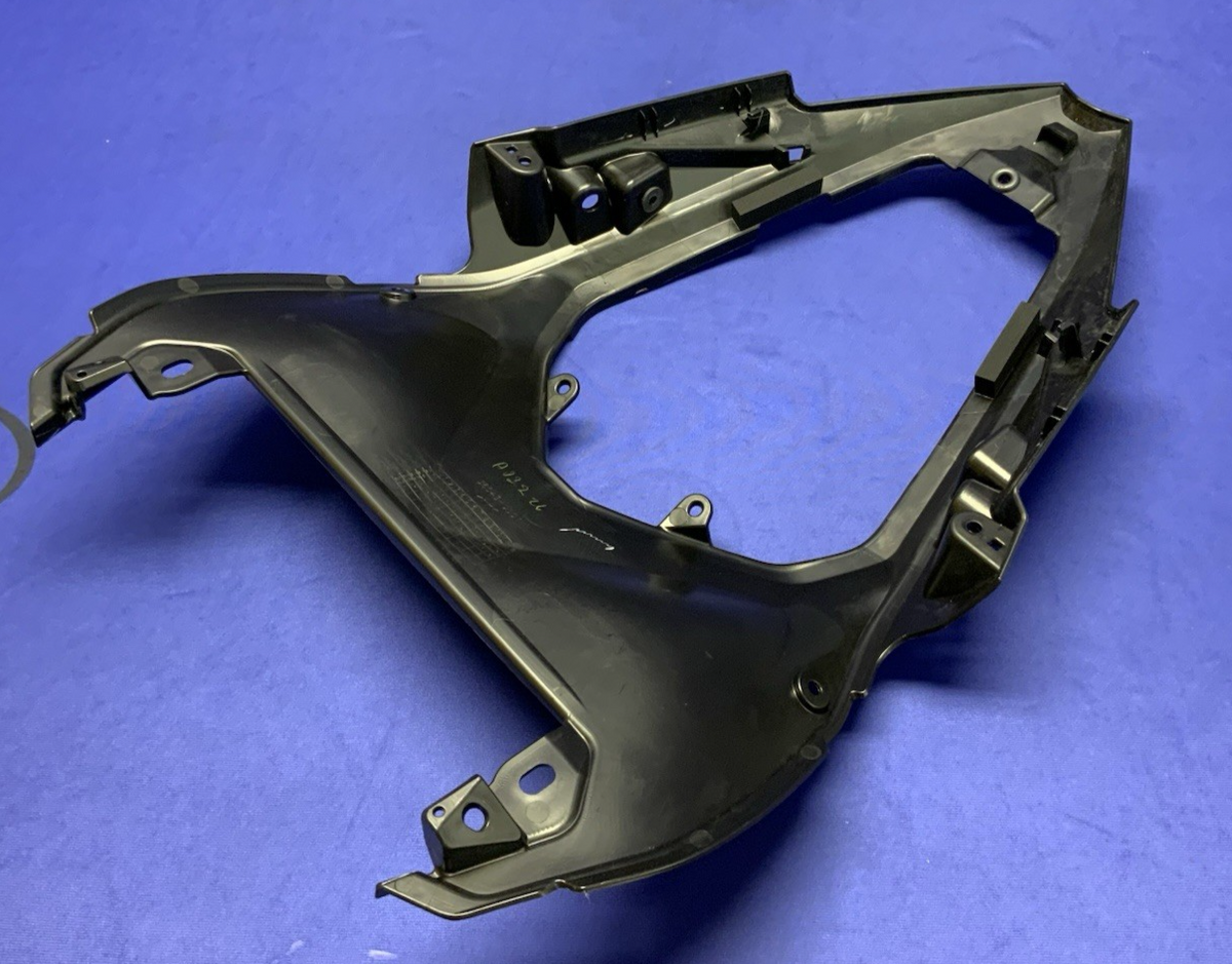 Kawasaki Rear Tail Center Cover Ninja 500 2024-2026 OEM 36043-0001