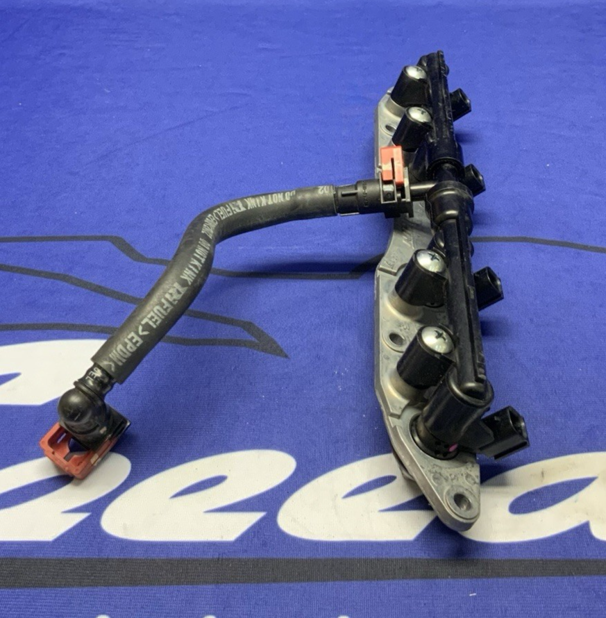 Kawasaki Complete Upper Fuel Rail ZX-6R 2009-2012 OEM 59071-0062-1