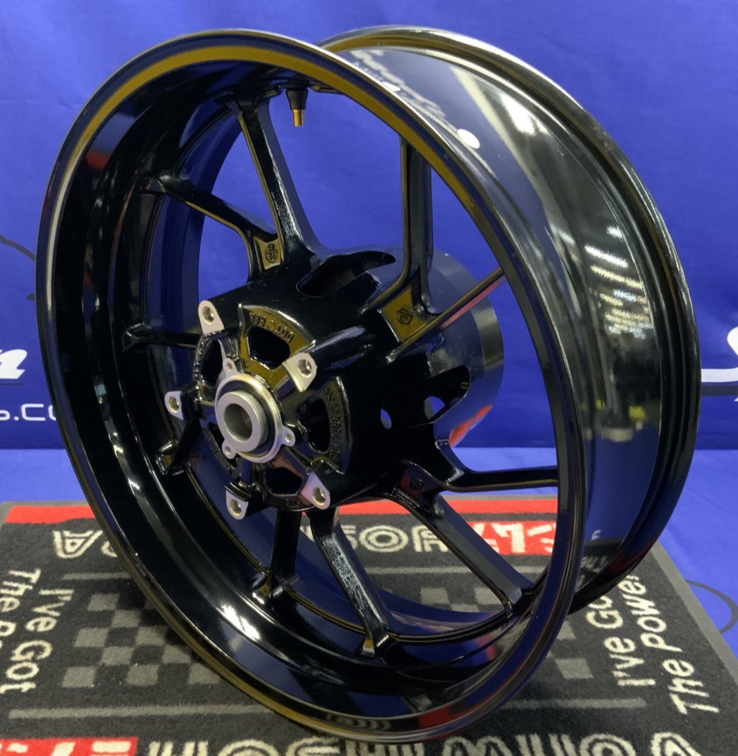 Suzuki Rear Wheel (Gloss Black) GSX-8R 2024-2026 OEM 64111-25L00-019