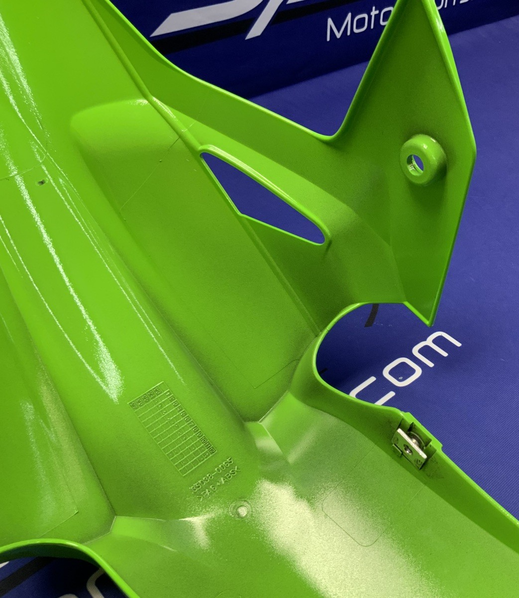 Kawasaki Front Fender (Candy Lime Green) Ninja 500 2024-2025 OEM 35038-0065-777