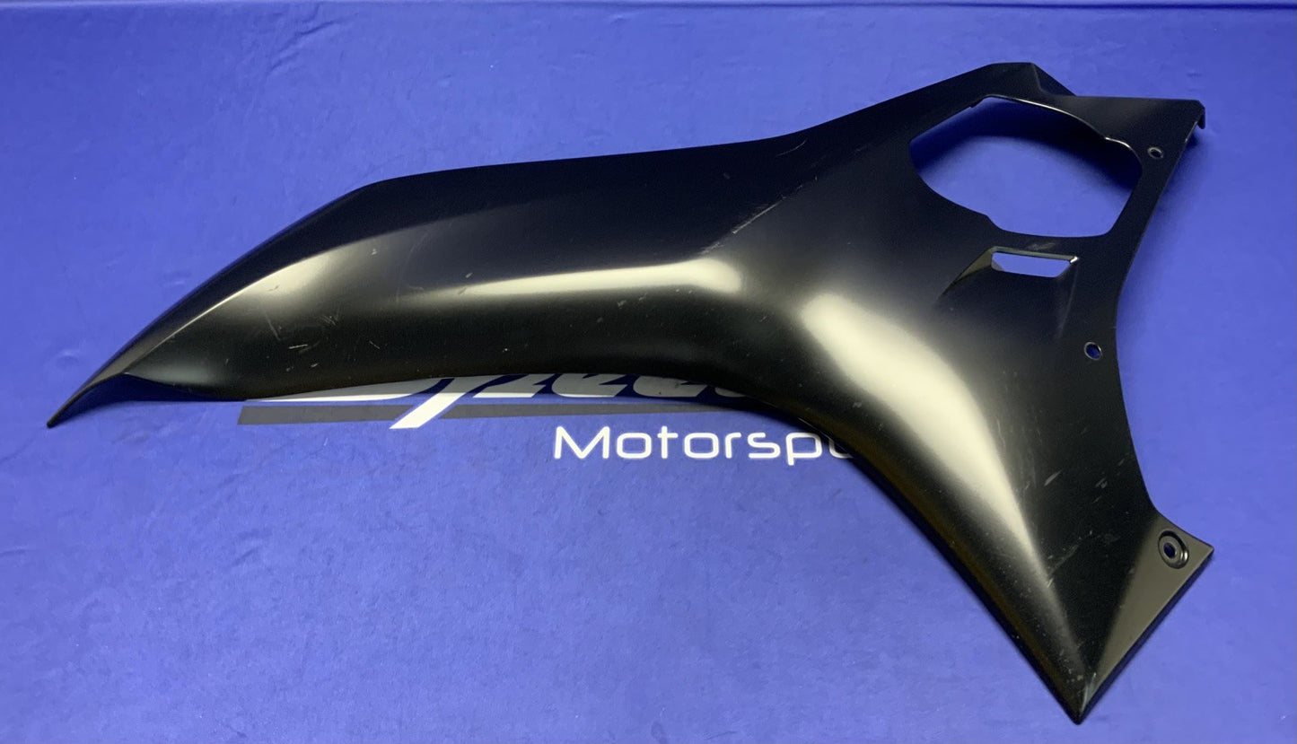 Yamaha Left Fairing (Raven Black) YZF-R6 2017-2026 OEM BN6-2835U-00-P1-2