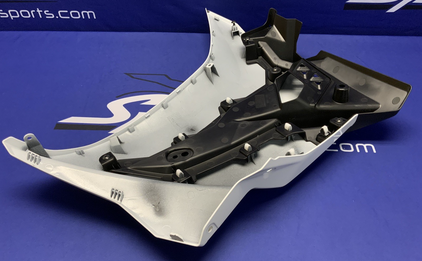 Suzuki Left Upper Fairing (Pearl Tech White) GSX-8R 2026 OEM 94480-25L10-QU2-1