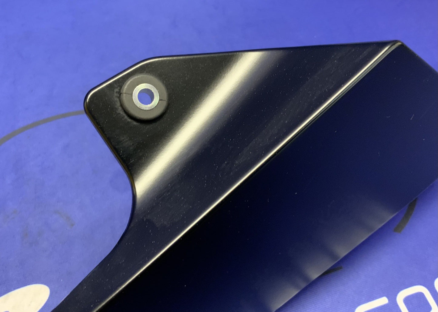 Yamaha Left Lower Fairing (Raven Black) YZF-R6 2017-2026 OEM BN6-28385-00-P1-4