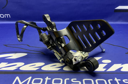 Yamaha Right Rear Set W/ Switch (Black) YZF-R6 2012-2026 OEM 2C0-27443-10-00-2
