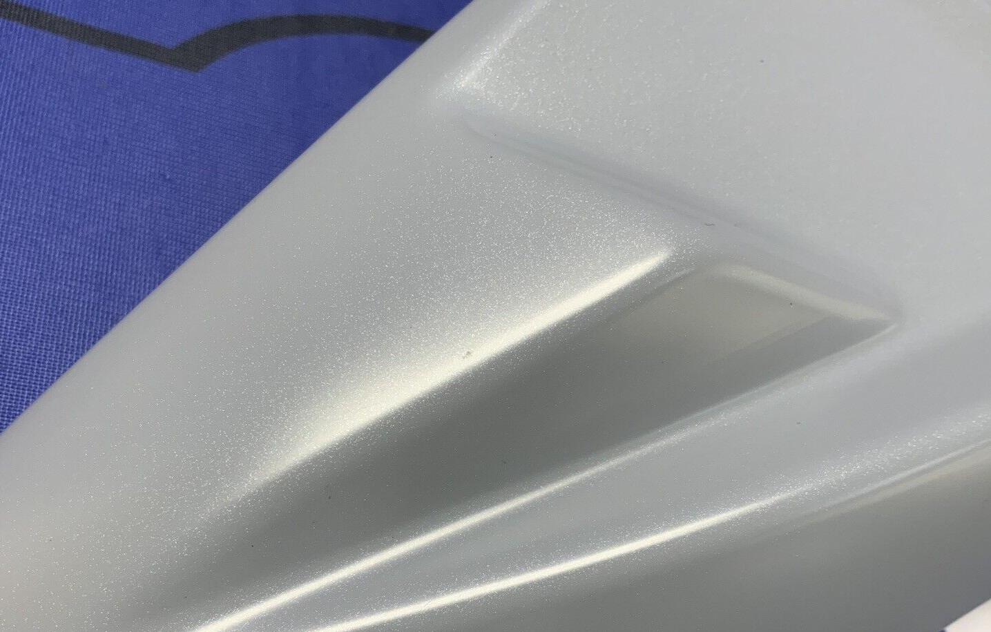 Suzuki Right Side Gray Fuel Tank Cover GSXR600/750 2022,2023 OEM 44270-14J80-QT7