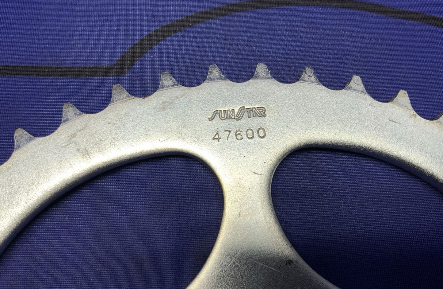 Sunstar Rear Wheel Sprocket Suzuki DR250/350 1977-1982  S-47600R