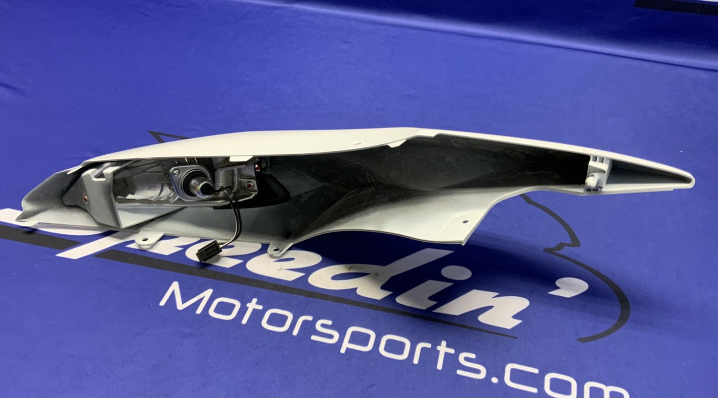 Suzuki Right Frame Cover W/ Turn Signal GSXR 750/600 11-26 OEM 47100-15J10-6KX-1