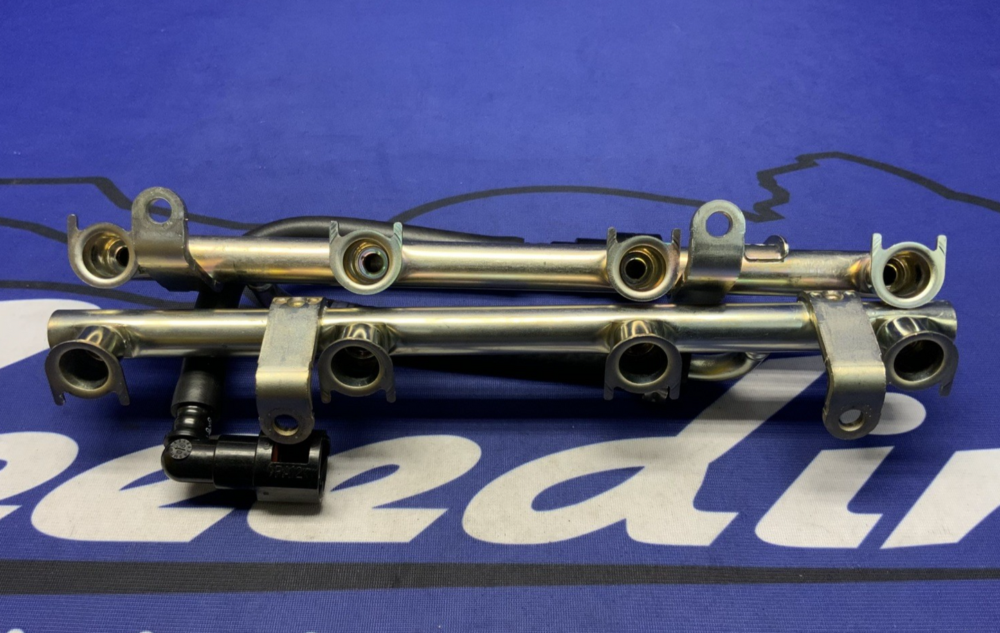 Suzuki Fuel Rail Assembly GSXR600/750 2006-2007 OEM 15730-01H00