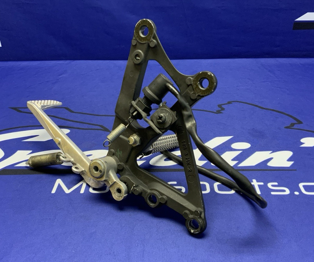 Yamaha Right Front Rear Set W/ Brake Pedal YZF-R1 2009-2013 OEM 14B-27420-00-00