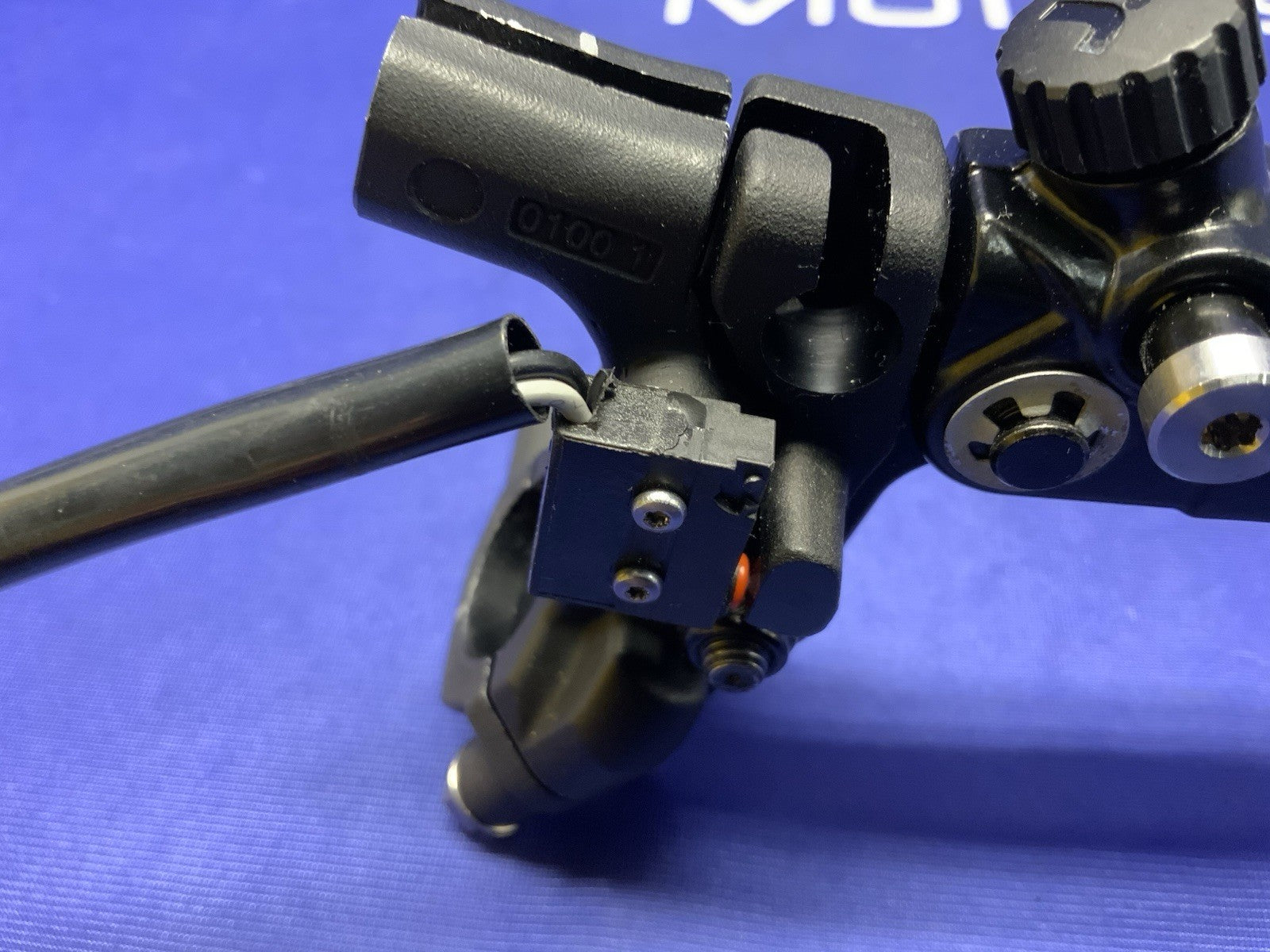 KTM Clutch Perch W/ Lever 890 Duke R 2020-2023 OEM 63602031000C1-2