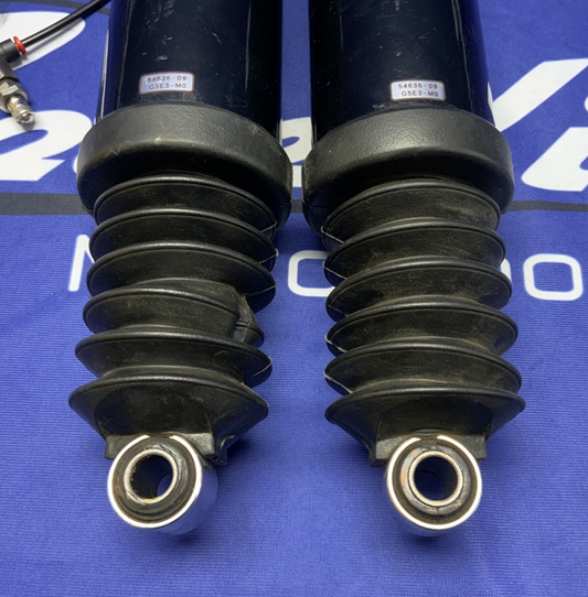 Harley Davidson Rear Shock Absorber Set Electra Glide 2003-2006 OEM 54565-97C