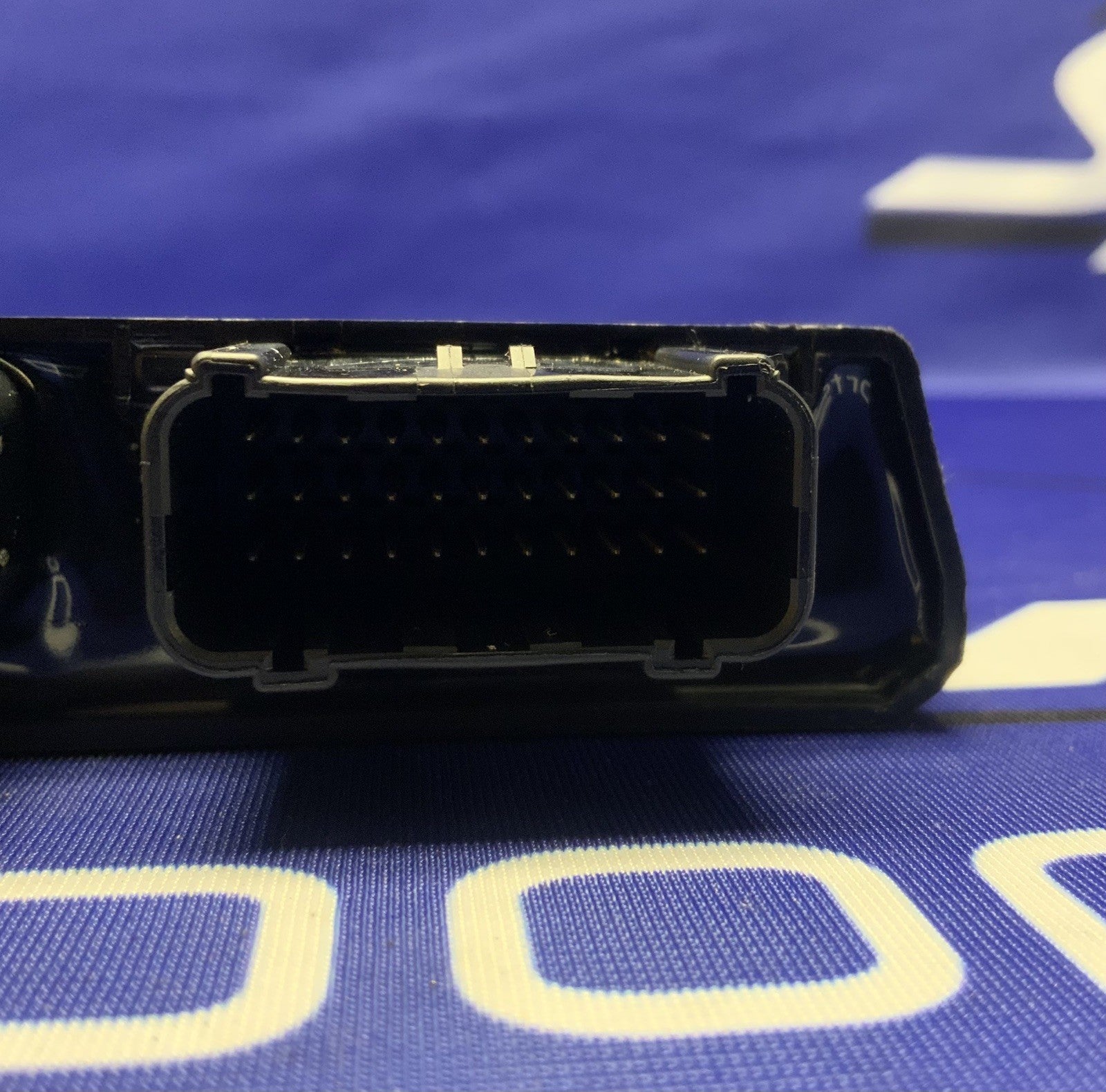 Triumph ECU Street Triple 765 RS 2025 OEM T1290995-1