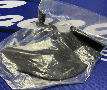 Spears Racing Yamaha YZF-R3 Chain Guard Shark Fin/Toe Guard 2015-2024  SP320