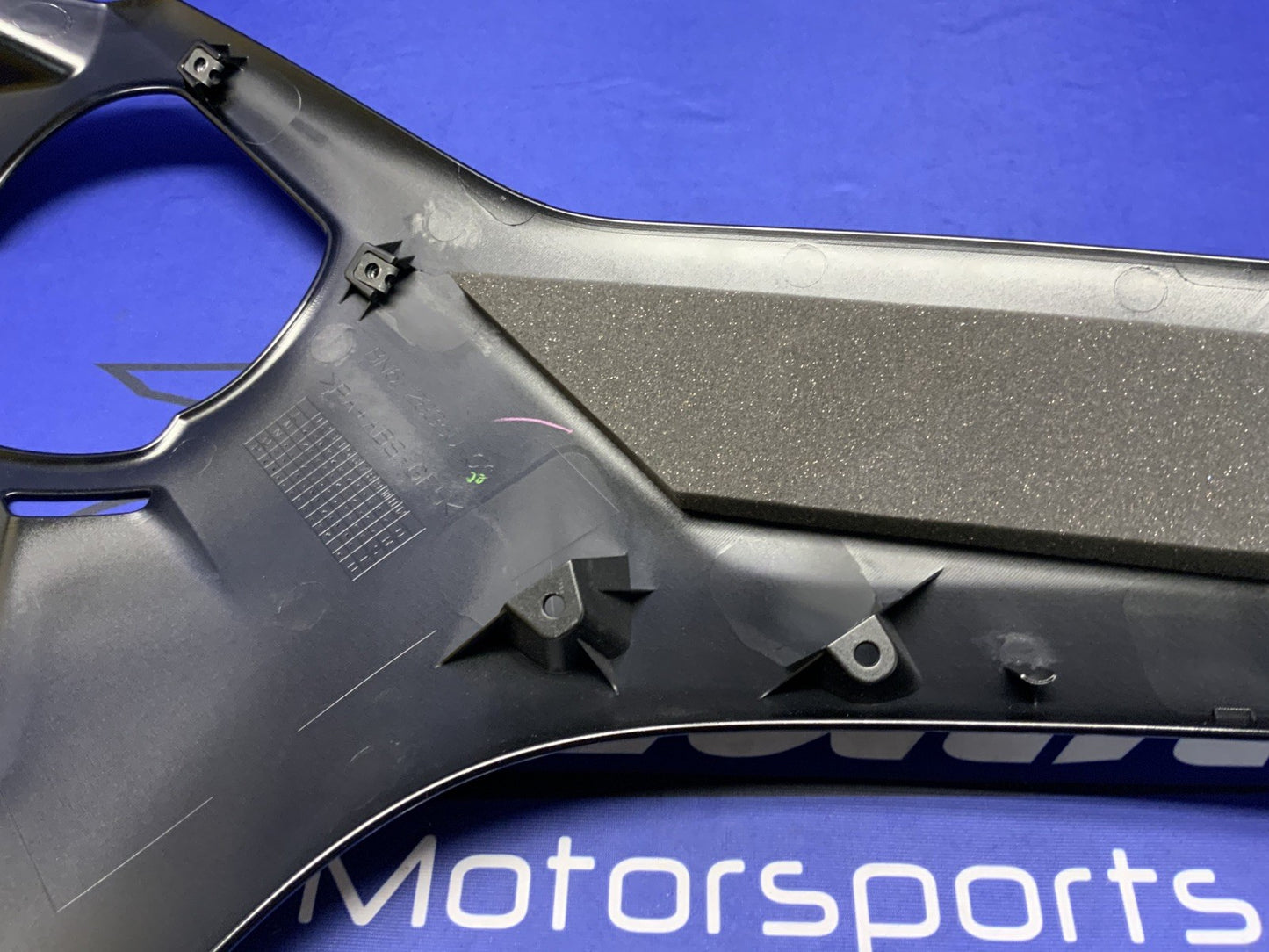 Yamaha Left Fairing (Raven Black) YZF-R6 2017-2026 OEM BN6-2835U-00-P1