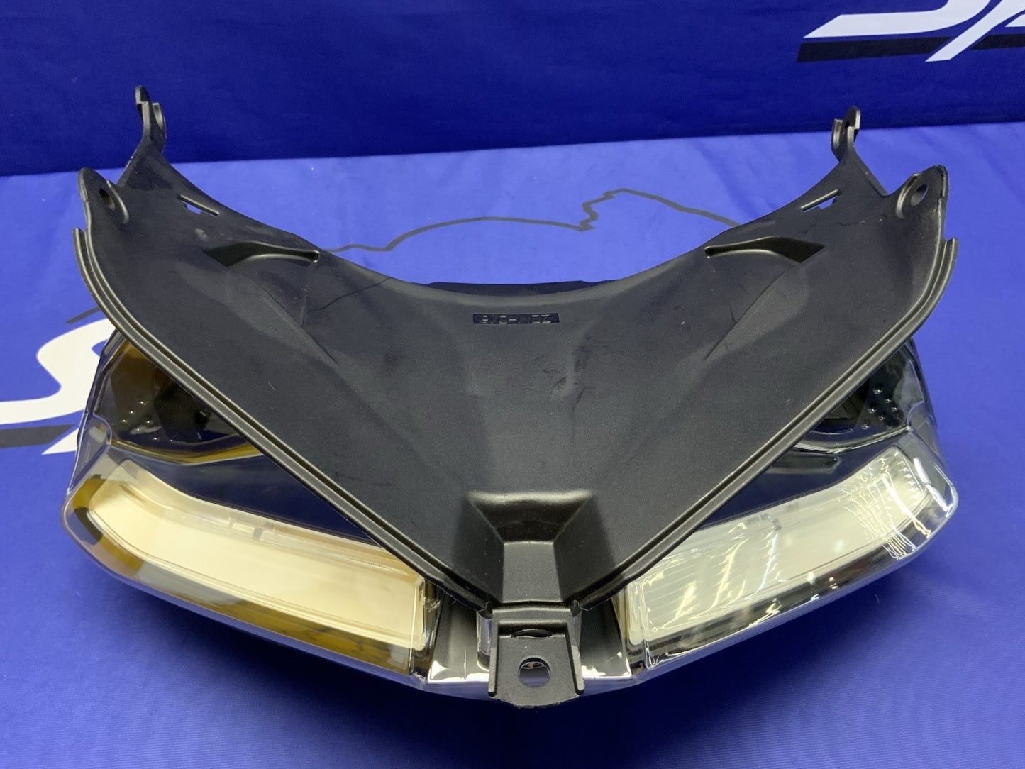 Ducati Headlight Assembly W/ Air Conveyor Panigale V2 2021-2025 OEM 52010422E-3