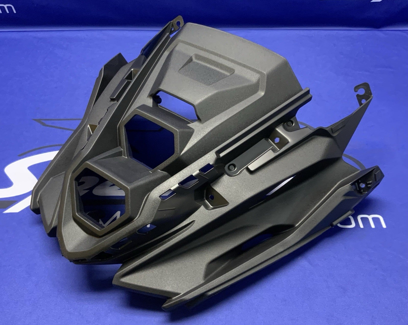 Suzuki Front Cowling Body GSX-8R 2024-2026 OEM 94412-25L00
