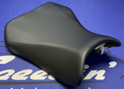 Suzuki Rider Seat GSXR 600/750 2011-2025 OEM 45100-14J11-DW2