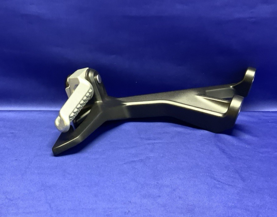 Kawasaki Left Passenger Footrest Ninja 500 2024-2026 OEM 35063-1409