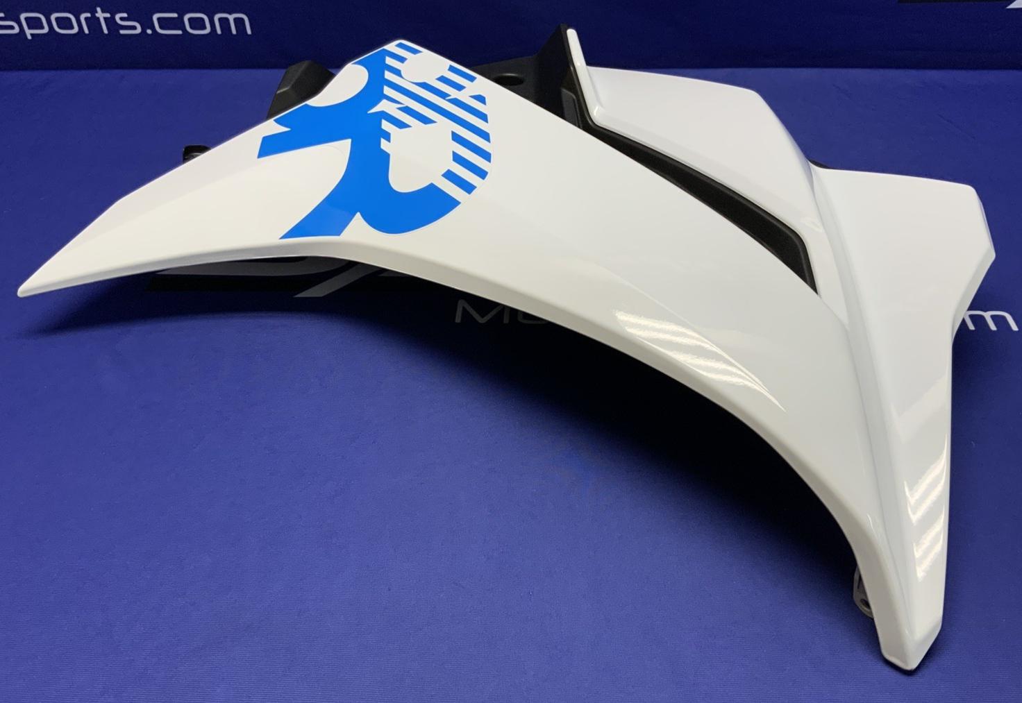 Suzuki Right Upper Fairing (Pearl Tech White) GSX-8R 2026 OEM 94470-25L10-QU2