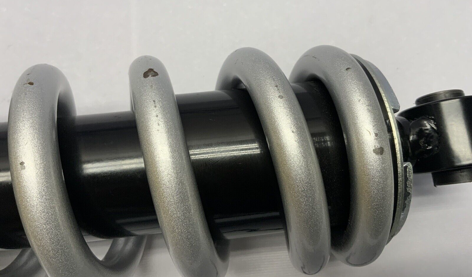Yamaha Rear Shock Assembly YZF-R3 2019-2024 OEM BS7-F2210-00-00