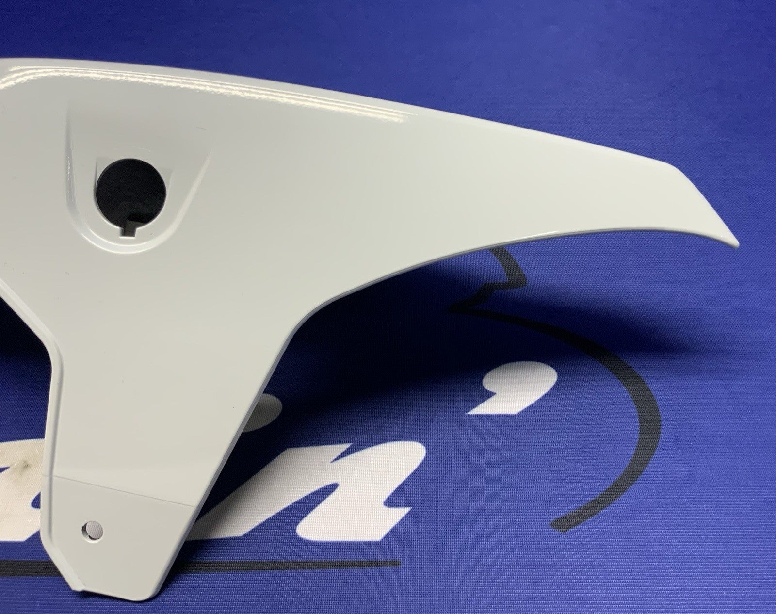 Suzuki Left Tail Fairing (White) GSX-8R/S 2023-2026 OEM 47210-25L11-QU2